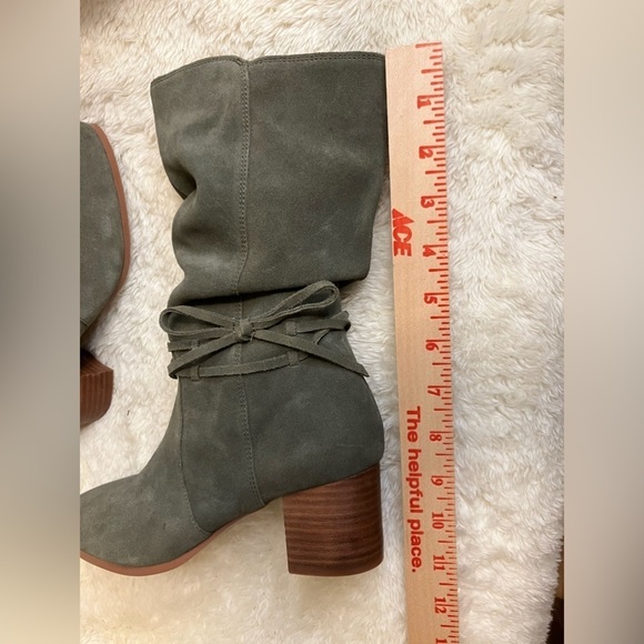 EUC Violet & Red Green Suede Leather Bow Janine Boots Size 6 - Picture 6 of 9